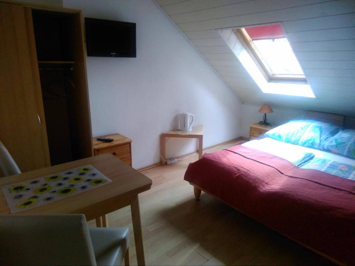 Dom Pod Sosnami Bed and Breakfast Mielno  Eksteriør billede