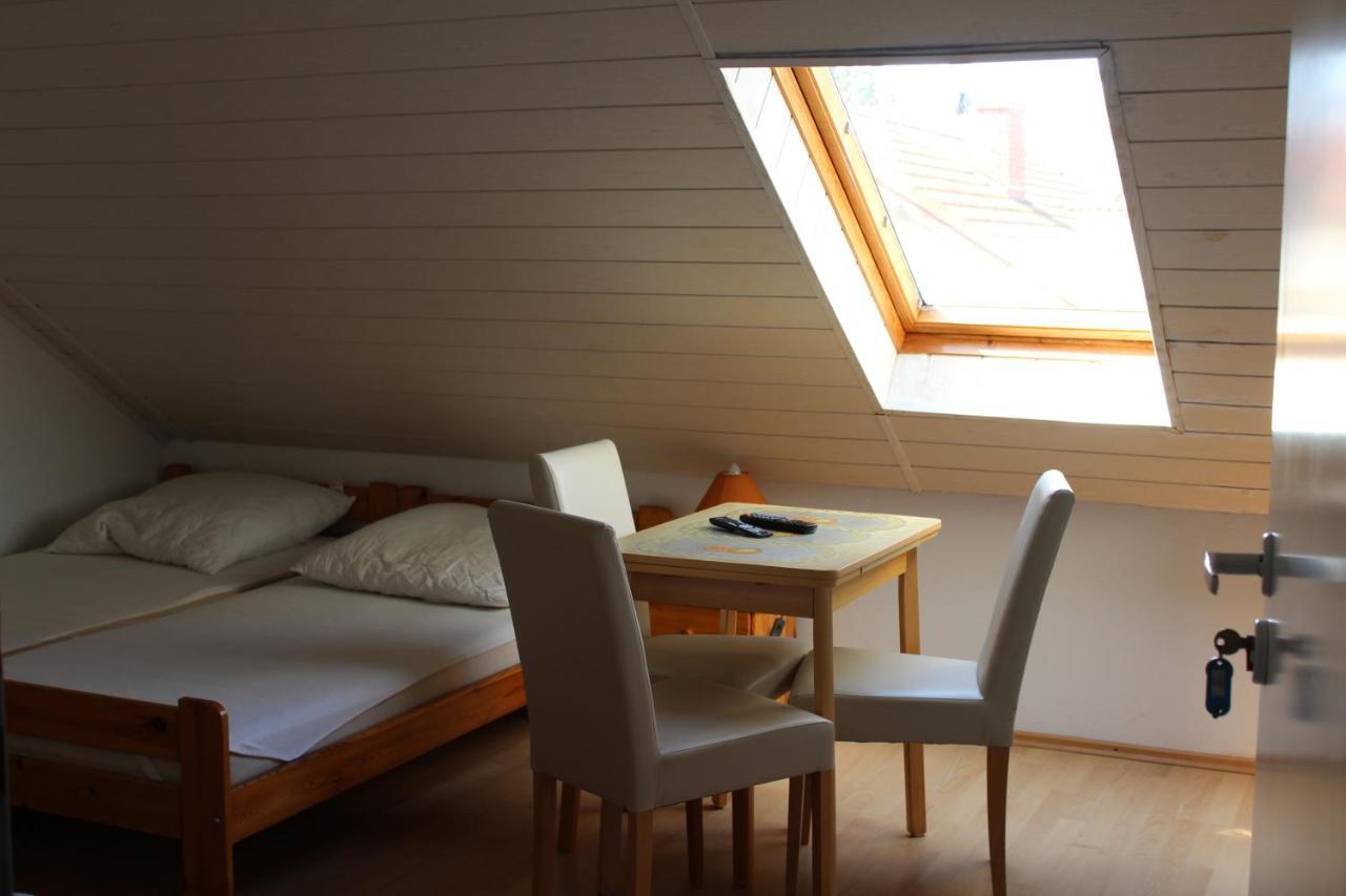 Dom Pod Sosnami Bed and Breakfast Mielno  Eksteriør billede