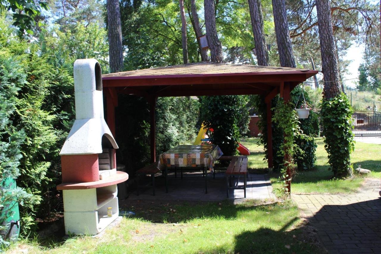 Dom Pod Sosnami Bed and Breakfast Mielno  Eksteriør billede
