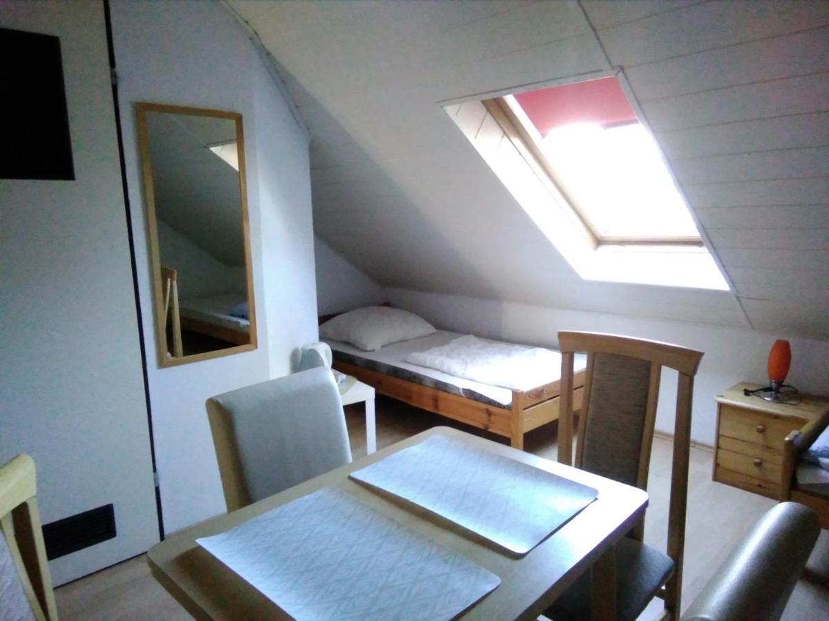 Dom Pod Sosnami Bed and Breakfast Mielno  Eksteriør billede