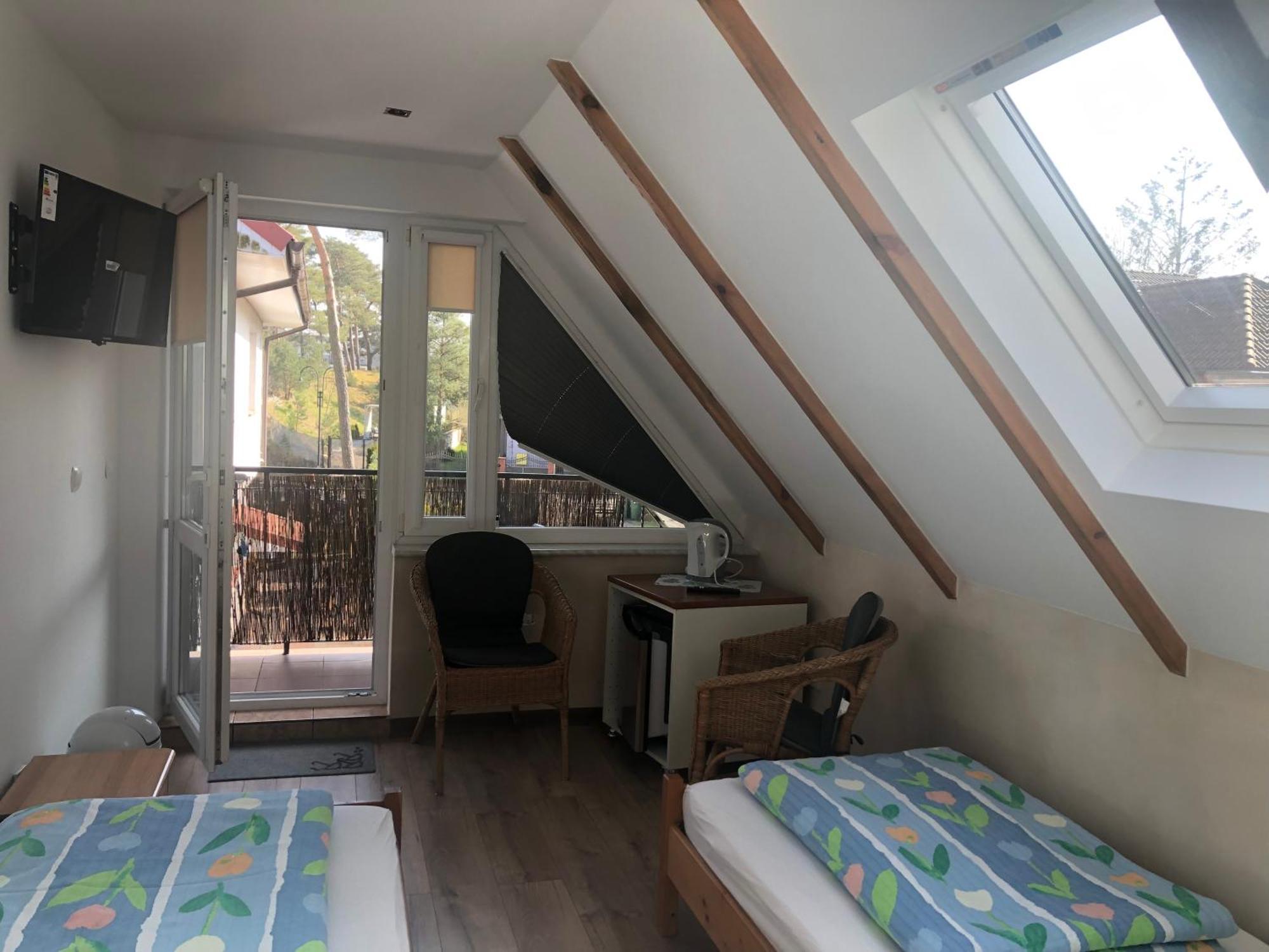 Dom Pod Sosnami Bed and Breakfast Mielno  Eksteriør billede